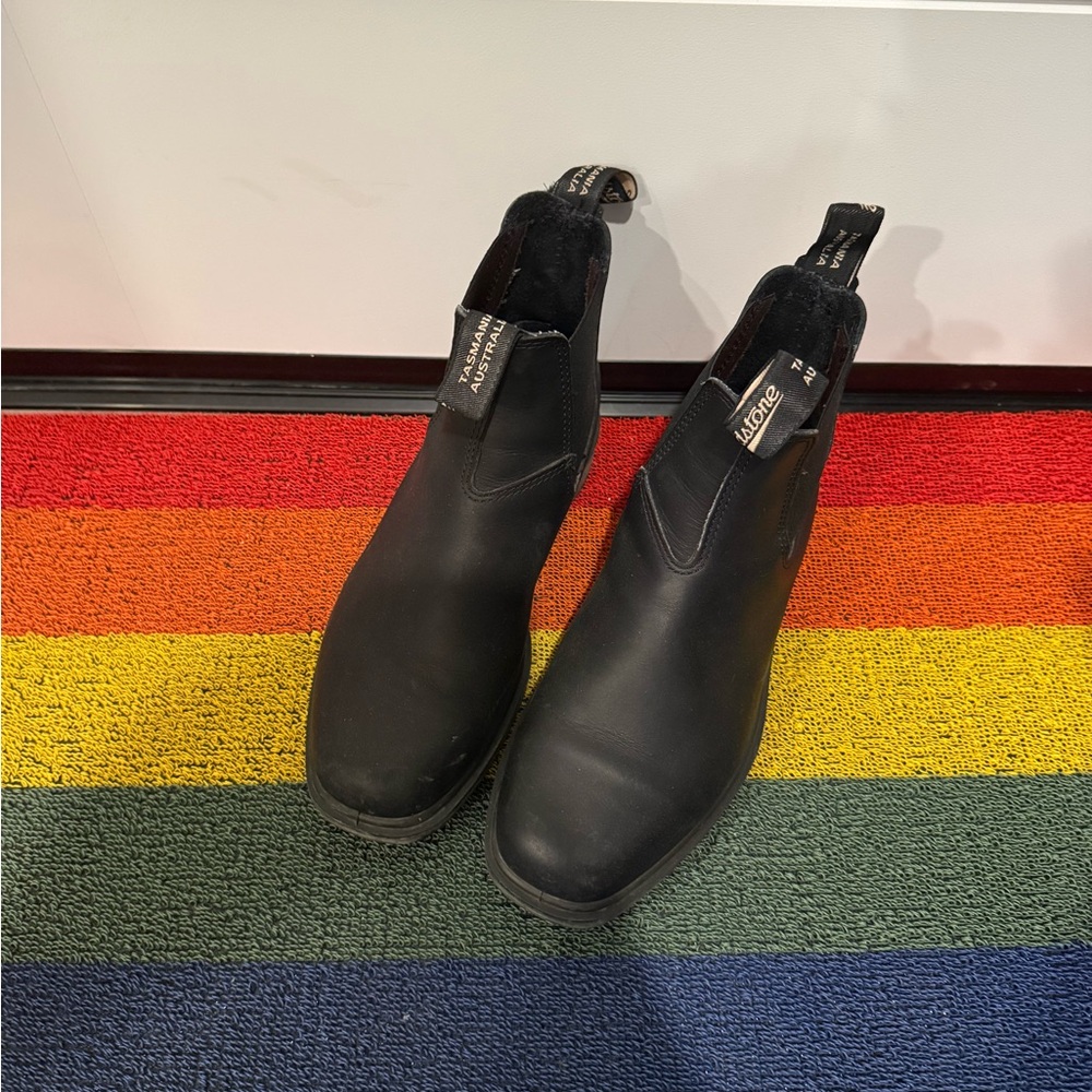 Blundstone Black Dress Boots Classic Design